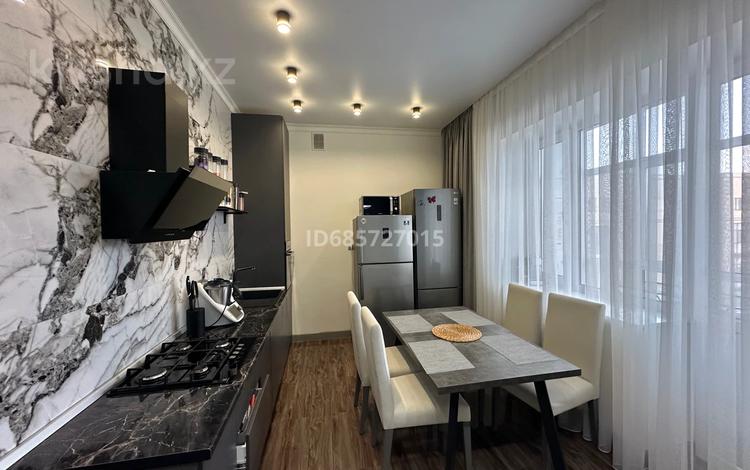 3-комнатная квартира · 107 м² · 5/5 этаж, мкр. Алтын орда, Мкр.Батыс-2 54Б — Возле новый Гипер Анвар за 36.5 млн 〒 в Актобе — фото 32
