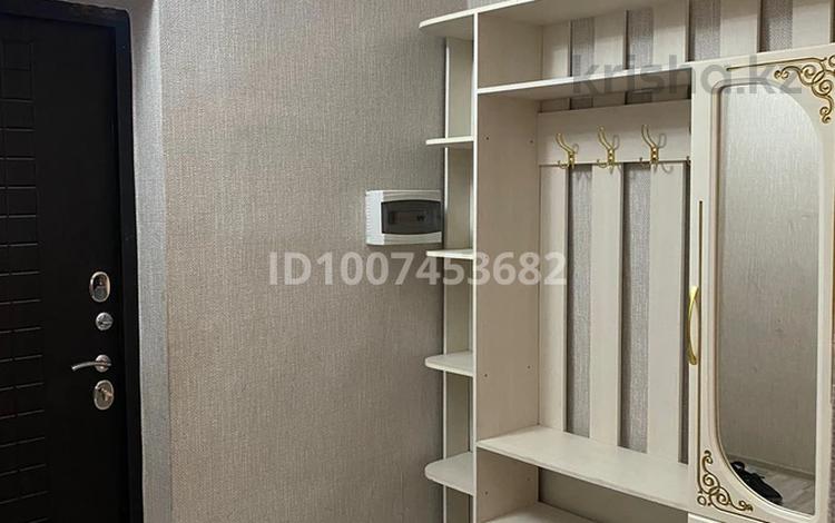 2-бөлмелі пәтер · 63 м² · 6/9 қабат, Нұрсәт ш/а, Мкр Нурсат 2 135А — На против Изуми., бағасы: 160 000 ₸ в Шымкенте, Каратауский р-н — фото 2