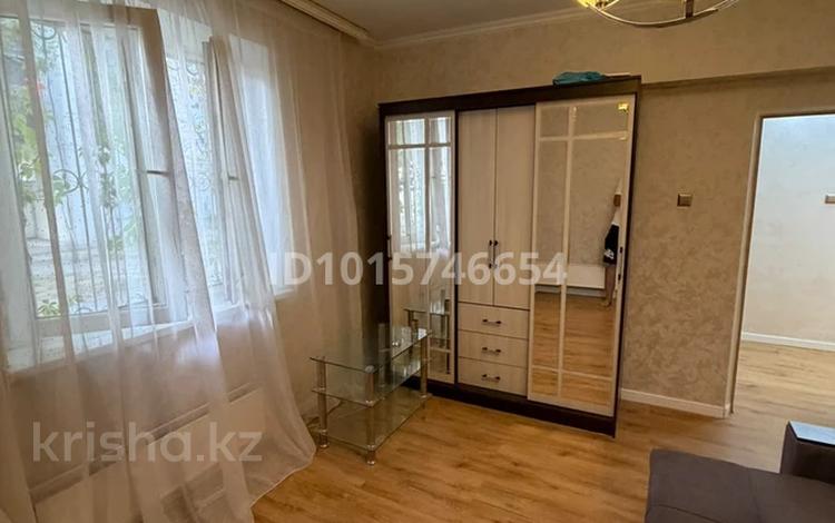 1-комнатная квартира · 38 м², мкр Аксай-1А 4 — Толе би Яссауи за 200 000 ₸ в Алматы, Ауэзовский р-н — фото 2