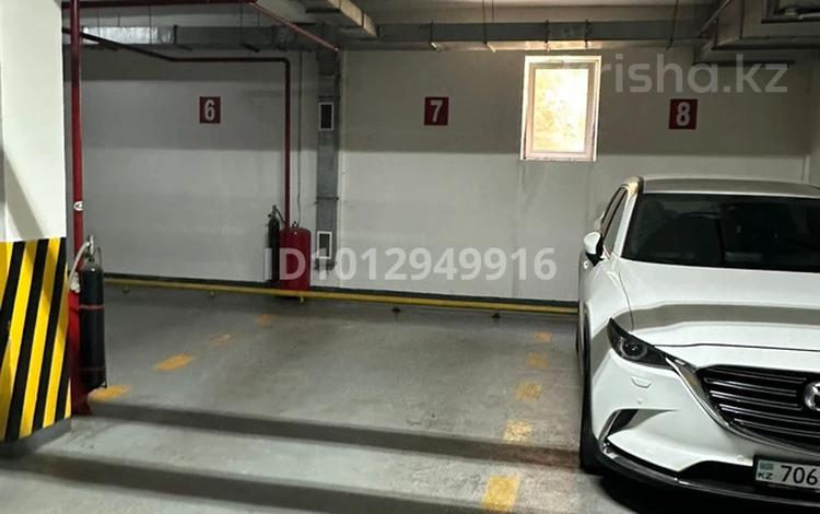 Паркинг · Желтоксан 111а за 50 000 ₸ в Алматы, Алмалинский р-н — фото 2