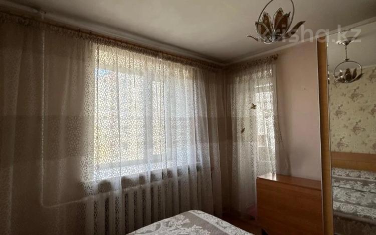 3-комнатная квартира, 64 м², Назарбаева за ~ 20.3 млн 〒 в Петропавловске — фото 2