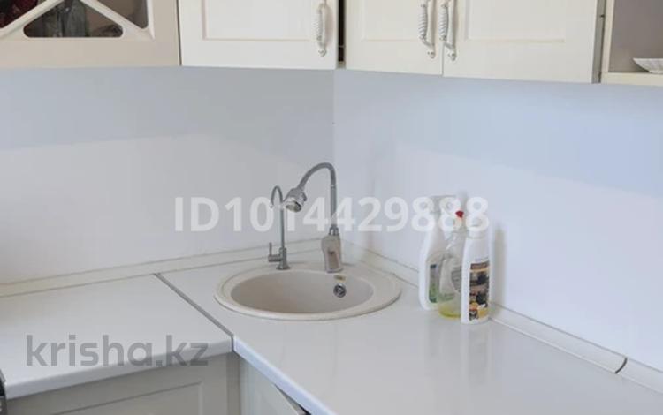 2-комнатная квартира · 65 м² · 2/5 этаж, Акмешит 13 — Напротив школы 9 за 120 000 ₸ в  — фото 2