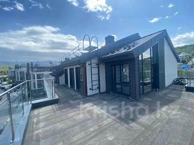 4-бөлмелі пәтер · 220 м² · 4/4 қабат, мкр Горный Гигант, Жамакаева 252, бағасы: 210 млн 〒 в Алматы, Медеуский р-н