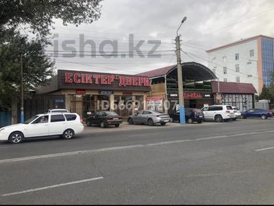 Продажа коммерческой недвижимости в Жамбылской обл.: Магазины и бутики · 330 м² за 160 млн 〒 Магазины и бутики · 330 м² за 160 млн 〒 в Таразе
