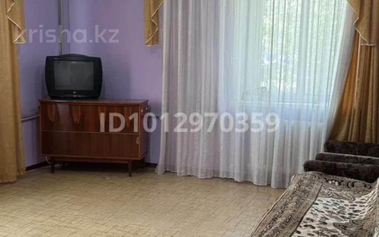 3-комнатная квартира · 74.2 м² · 1/2 этаж, Кунанбай (Селевина) 5 — Ауэзова-Кунанбай (Селевина) за 15 млн ₸ в Семее — фото 2