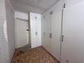 5-бөлмелі пәтер · 83.2 м² · 5/5 қабат, Рыскулова 23, бағасы: 26 млн ₸ в Караганде, Казыбек би р-н — фото 11