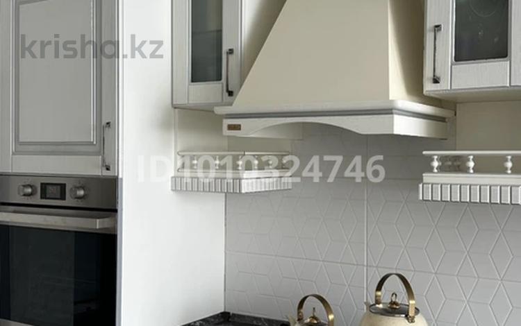 2-бөлмелі пәтер · 70 м² · 3/6 қабат, Женис 32, бағасы: 38 млн ₸ в Уральске — фото 8