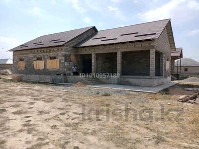 Отдельный дом · 5 комнат · 250 м² · 8 сот., мкр Достык 2533 за 30 млн 〒 в Шымкенте, Абайский р-н