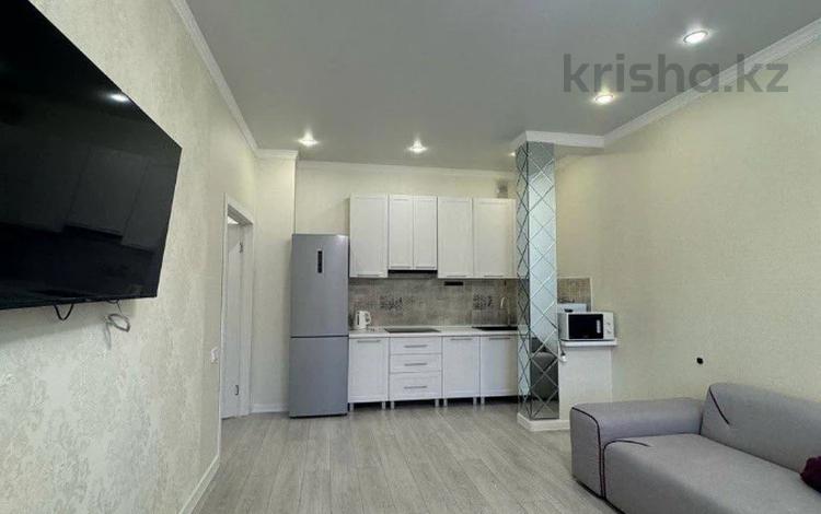 2-комнатная квартира · 65 м² · 7/12 этаж, мкр Юго-Восток, Мкр. Степной-2 2/4 за 250 000 ₸ в Караганде, Казыбек би р-н — фото 2