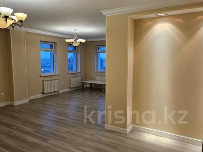 9-комнатная квартира · 461 м² · 18/22 этаж, Кенесары 51 за 120 млн 〒 в Астане, р-н Байконур