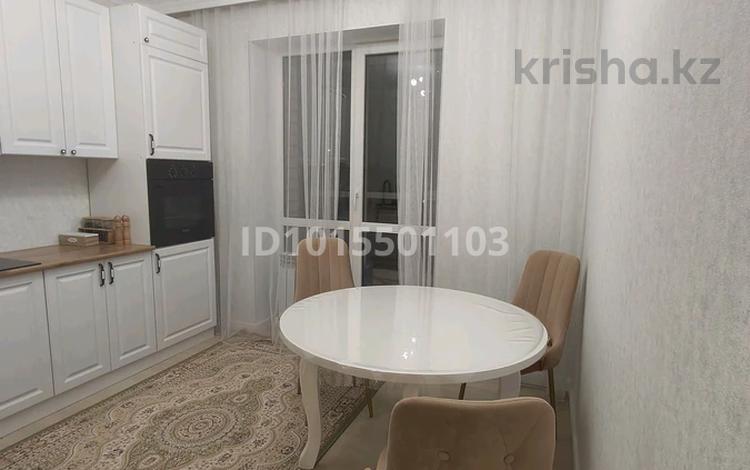 1-комнатная квартира · 40 м² · 2/12 этаж, Кабанбай батыра за 250 000 ₸ в Астане, Нура р-н — фото 7