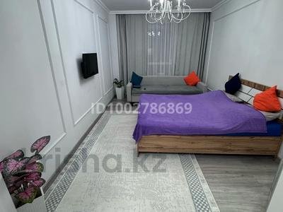1-бөлмелі пәтер · 45 м² · 3/9 қабат, Нажмиденова 29 — Байтурсынова, бағасы: 15 000 〒 в Астане, Сарайшык р-н