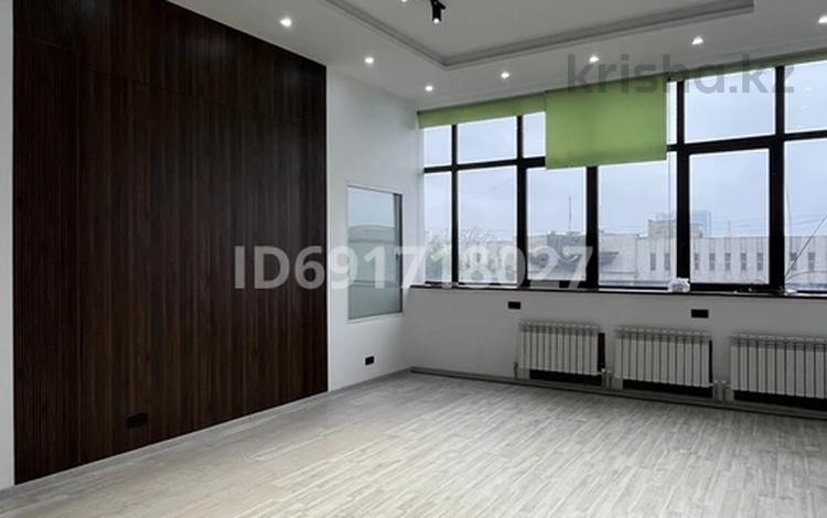 Свободное назначение, офисы · 40 м² за 380 000 ₸ в Алматы — фото 10