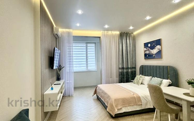 1-бөлмелі пәтер · 32 м² · 1/9 қабат, Навои 58/4 — Жандосова, бағасы: 300 000 ₸ в Алматы, Ауэзовский р-н — фото 2