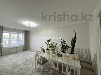 2-комнатная квартира · 61 м² · 1/9 этаж, мкр. Зачаганск пгт, Монкеулы 85/5 — Рядом с поликлиникой №6, недалеко от школы №10 и школы №47.» за 26 млн ₸ в Уральске