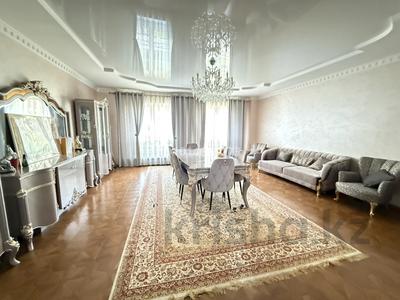 3-бөлмелі пәтер · 130 м² · 2/8 қабат, Мирас ш/а. 157, бағасы: 600 000 ₸ в Алматы, Бостандыкский р-н