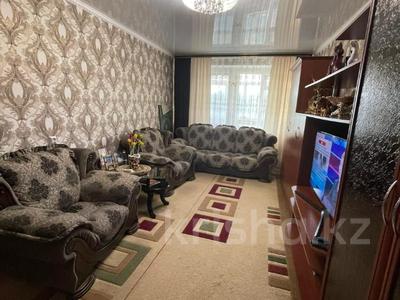 3-комнатная квартира, 60 м², 3/5 этаж, Энергетиктер 46 В за 13.5 млн 〒 в Экибастузе