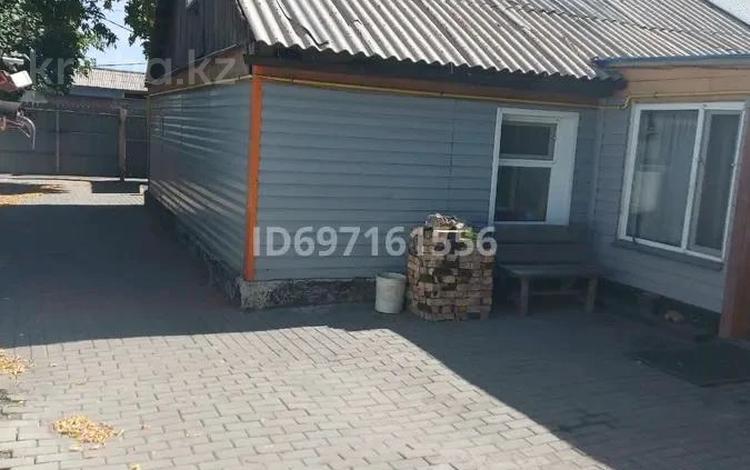 Үйдің бір бөлігі · 3 бөлме · 61 м² · 3 жүзд., Михайловка ш/а., Улица Баженова 63/1, бағасы: 10 млн ₸ в Караганде, Казыбек би р-н — фото 9