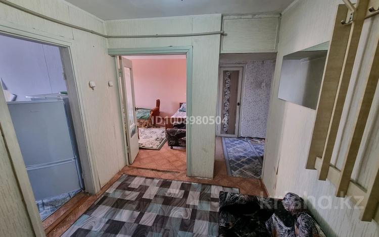 2-бөлмелі пәтер · 41 м² · 3/5 қабат, 1 мкрн 14, бағасы: 5 млн ₸ в Шульбинске — фото 2