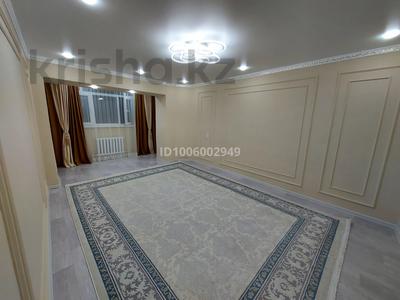 3-комнатная квартира · 80 м² · 1/2 этаж, Асылбекова 94 — На обьездном, сзади заправки 2 этажные дома, рядом есть мойки, сауна Khan за 24 млн 〒 в Жезказгане