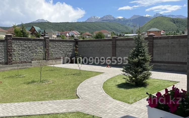 Отдельный дом · 4 комнаты · 200 м² · 8 сот., мкр Таужолы 3398 за 160 млн ₸ в Алматы, Наурызбайский р-н — фото 3