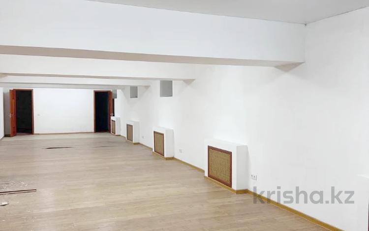 Свободное назначение, офисы, магазины и бутики, склады, образование · 230 м² за 45 млн 〒 в Алматы, Бостандыкский р-н — фото 2