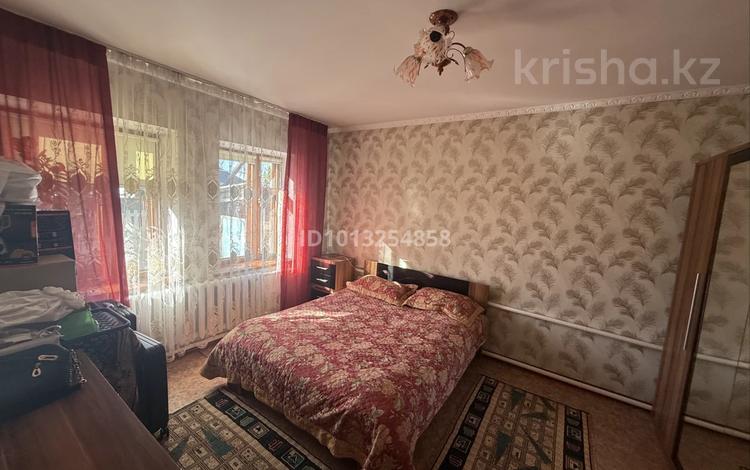 Отдельный дом · 4 комнаты · 140 м² · 10 сот., Уалиханова 75 — 4 көше за 22 млн ₸ в Балпыке Би — фото 2