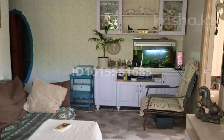 3-бөлмелі пәтер · 48 м² · 2/5 қабат, 22-шағынаудан, Пришахтинск, 22й микрорайон 26, бағасы: 14.5 млн ₸ в Караганде, Алихана Бокейханова р-н — фото 2