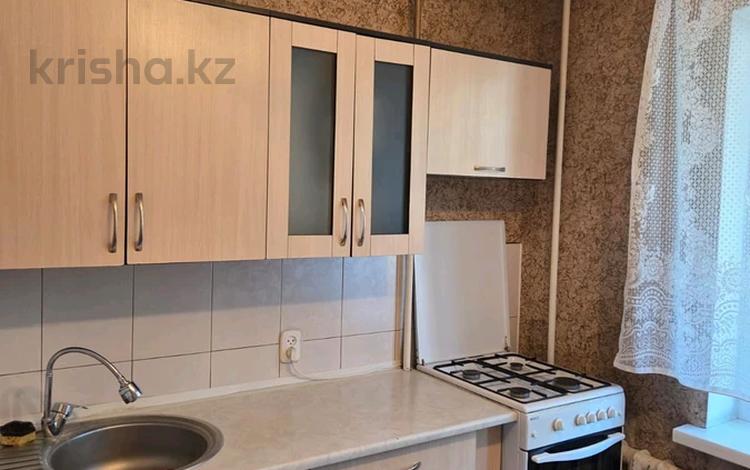 1-бөлмелі пәтер · 35 м² · 2/5 қабат, Букетова 79 — центр города.р-н магазина Глобус, бағасы: 15.6 млн ₸ в Петропавловске — фото 2