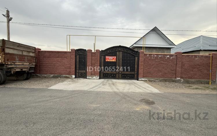 Отдельный дом · 3 комнаты · 75 м² · 8.6 сот., Аким кортыс 34 — Айнакол за 24 млн ₸ в Таразе — фото 2