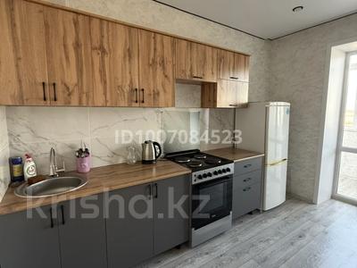 2-комнатная квартира · 82 м² · 5/5 этаж, Район Карагайлы 50г 1 блок -19 кв за 250 000 〒 в Семее
