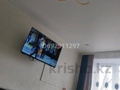 2-бөлмелі пәтер, 45 м², 4/5 қабат, Майкудук, Майкудук, 13й микрорайон 26, бағасы: 11 млн 〒 в Караганде, Алихана Бокейханова р-н