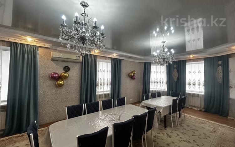 Дом · 5 комнат · 300 м², Сазда-3, Брусиловского 3 за 60 000 〒 в Актобе — фото 18