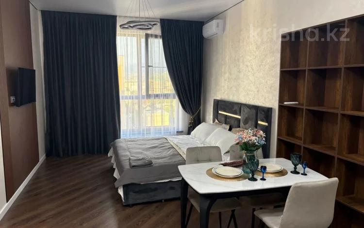 1-бөлмелі пәтер · 50 м² · 8/9 қабат, Нұрсәт ш/а 172Б — Акимат, метро напротив, Даймонд плаза, бағасы: 17 500 ₸ в Шымкенте, Каратауский р-н — фото 2