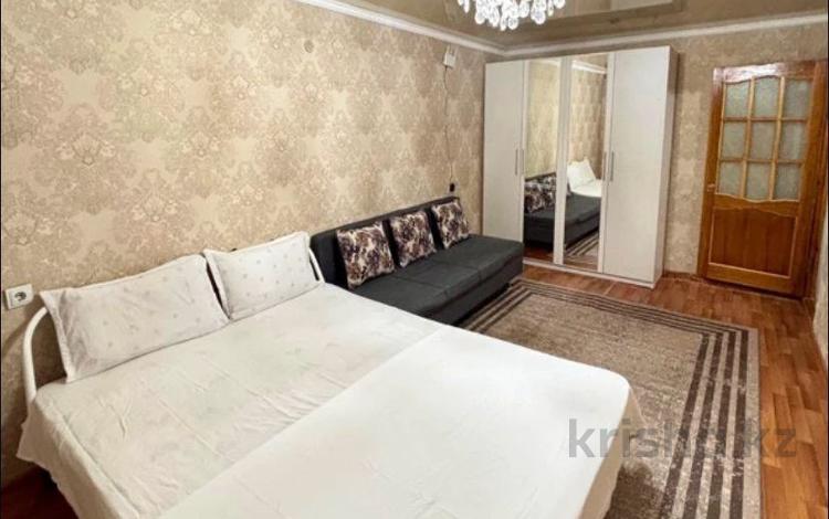 1-комнатная квартира · 35 м² · 5/5 этаж, Толе би 137 — Говд за 10 000 ₸ в  — фото 2