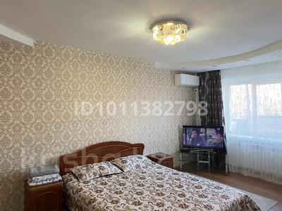 1-комнатная квартира · 32 м² · 2/5 этаж, ул. Добролюбова 34 за 12 млн 〒 в Усть-Каменогорске, Ульбинский