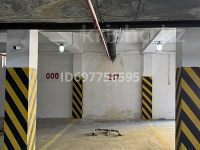 Паркинг · Туркестан 8, бағасы: 30 000 ₸ в Астане, Есильский р-н