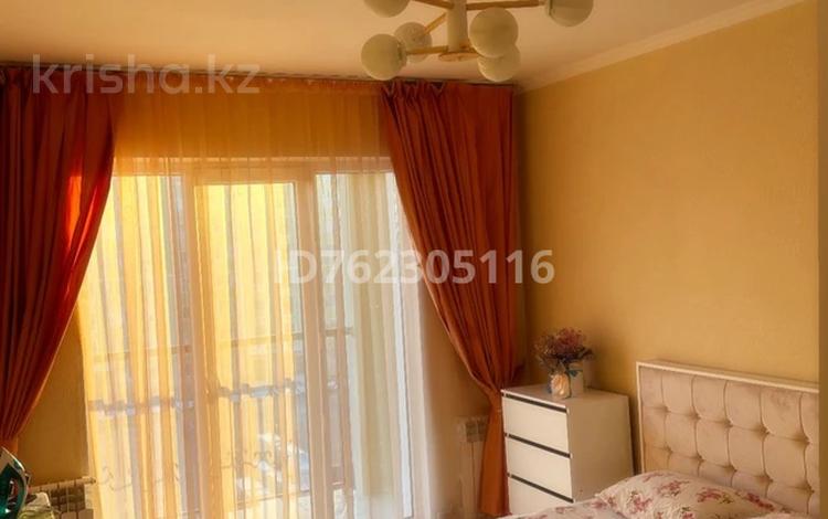 2-комнатная квартира · 73 м² · 3/7 этаж, Жаңа қала 11 көше 37/2 — Тұран Мол за 10 000 〒 в Туркестане — фото 17