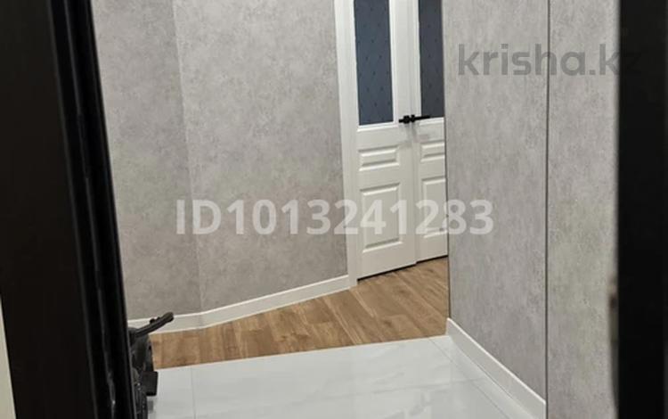 3-комнатная квартира · 78.8 м² · 16/17 этаж, мкр Юго-Восток, Букетова 3/3 — Ашимова- момышұлы за 40.8 млн ₸ в Караганде, Казыбек би р-н — фото 4
