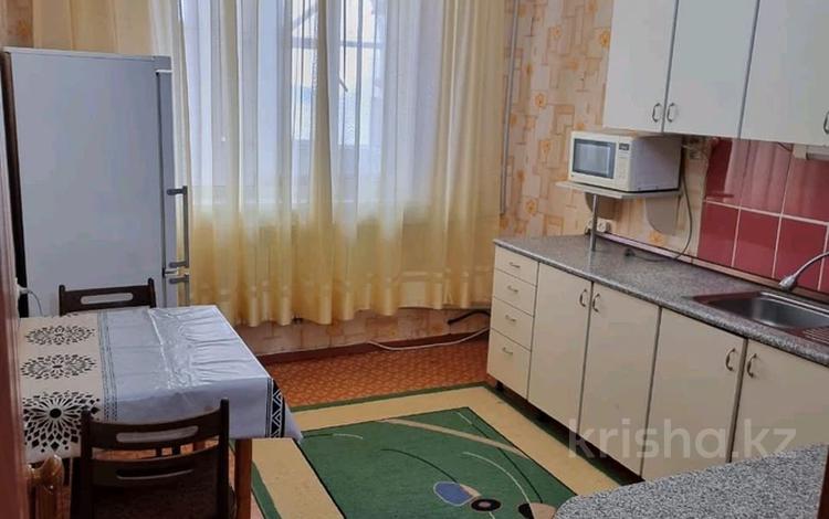 1-комнатная квартира · 36 м² · 3/5 этаж, 4микр 1 за 140 000 ₸ в Конаеве — фото 2
