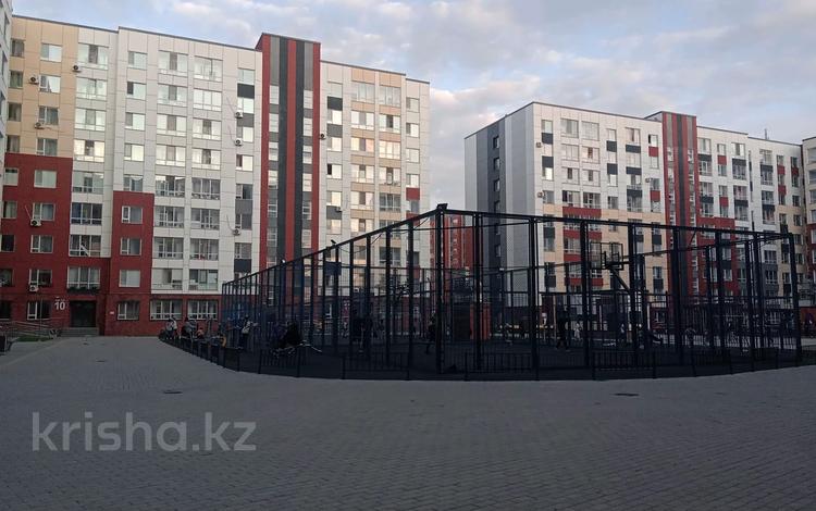 3-комнатная квартира, 65 м², 4/9 этаж, Нажимеденова за 28 млн 〒 в Астане, Сарайшык р-н — фото 2