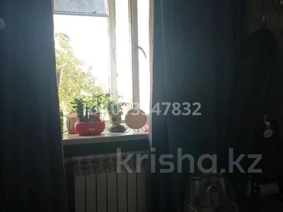 3-комнатная квартира · 55 м² · 2/5 этаж, Майкудук, Майкудук, 12й микрорайон 4 — Горняк за 12.8 млн ₸ в Караганде, Алихана Бокейханова р-н