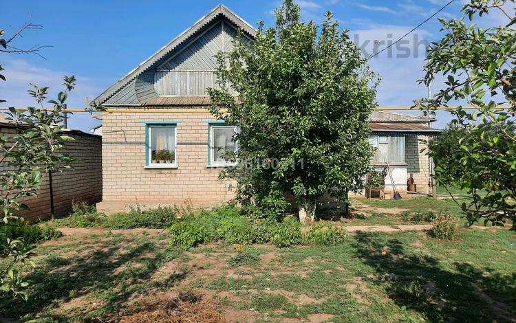 Отдельный дом · 2 комнаты · 71.5 м² · 8 сот., Хорошкина 12 — Селекционная за 17.8 млн 〒 в Уральске — фото 2