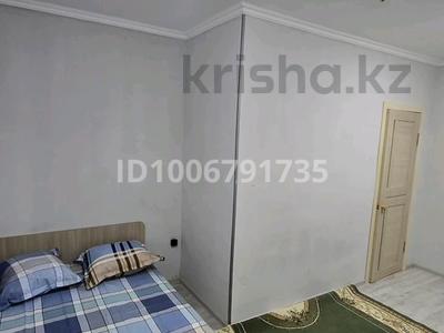 1-комнатная квартира · 30 м² · 1/2 этаж, 2 10 за 8 000 ₸ в Жанаозен