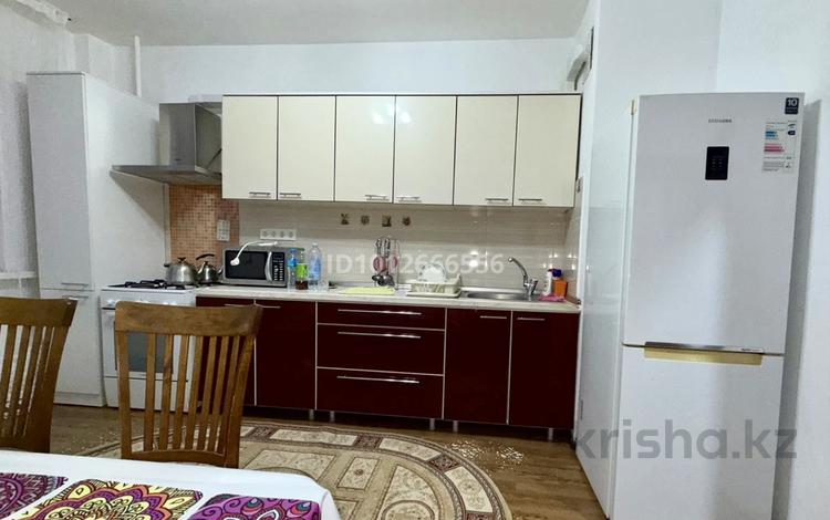 3-бөлмелі пәтер · 65 м² · 2/6 қабат, мкр Нурсая — Проспект Елорда, бағасы: ~ 26.7 млн ₸ в Атырау — фото 2