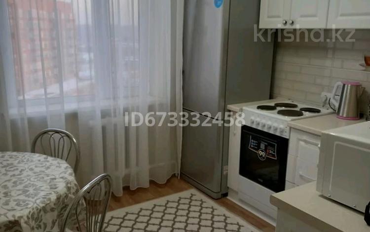 1-комнатная квартира · 38 м² · 9/10 этаж, Естая 134 — Кутузова за 10 000 ₸ в Павлодаре — фото 2