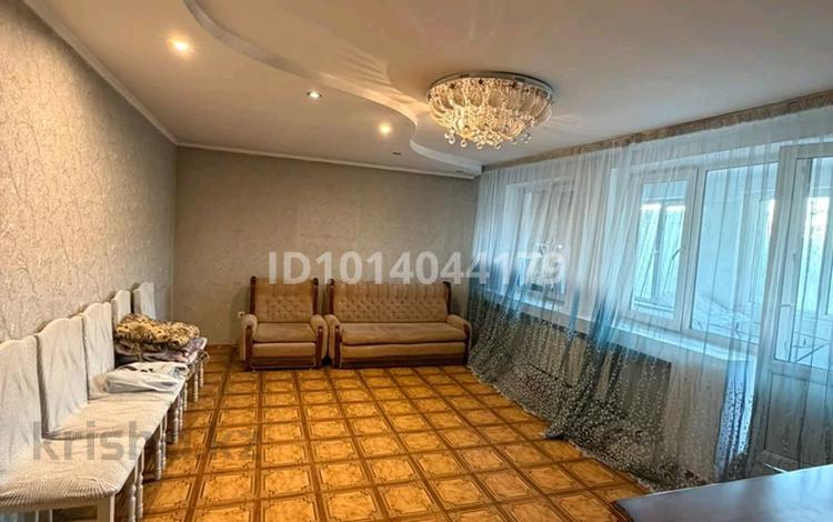 3-комнатная квартира · 80 м² · 3/5 этаж, Самал за 180 000 ₸ в Талдыкоргане, мкр Самал — фото 2