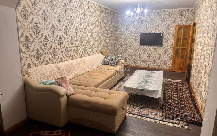 3-комнатная квартира · 72 м² · 2/5 этаж, Желтоксан 3а за 220 000 ₸ в Шымкенте, Аль-Фарабийский р-н — фото 2