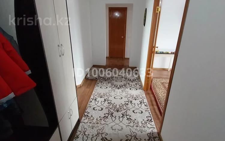 3-комнатная квартира · 74 м² · 4/5 этаж, Кемеровская 114 за 17 млн ₸ в Караганде, Алихана Бокейханова р-н — фото 12