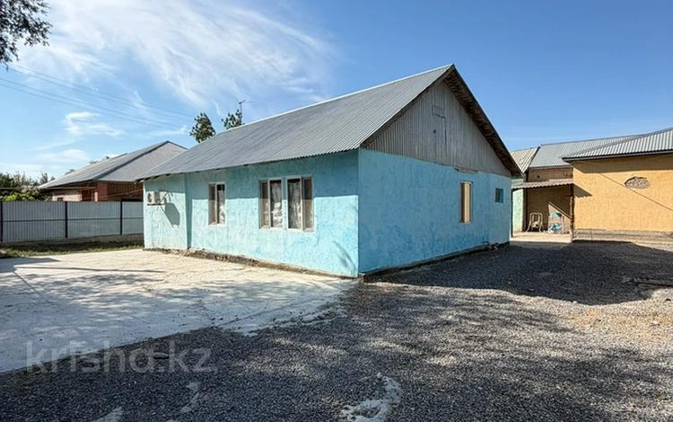 Отдельный дом · 3 комнаты · 120 м² · 6 сот., Бегім Ана 13 б — Жд вокзал за 15 млн ₸ в  — фото 2